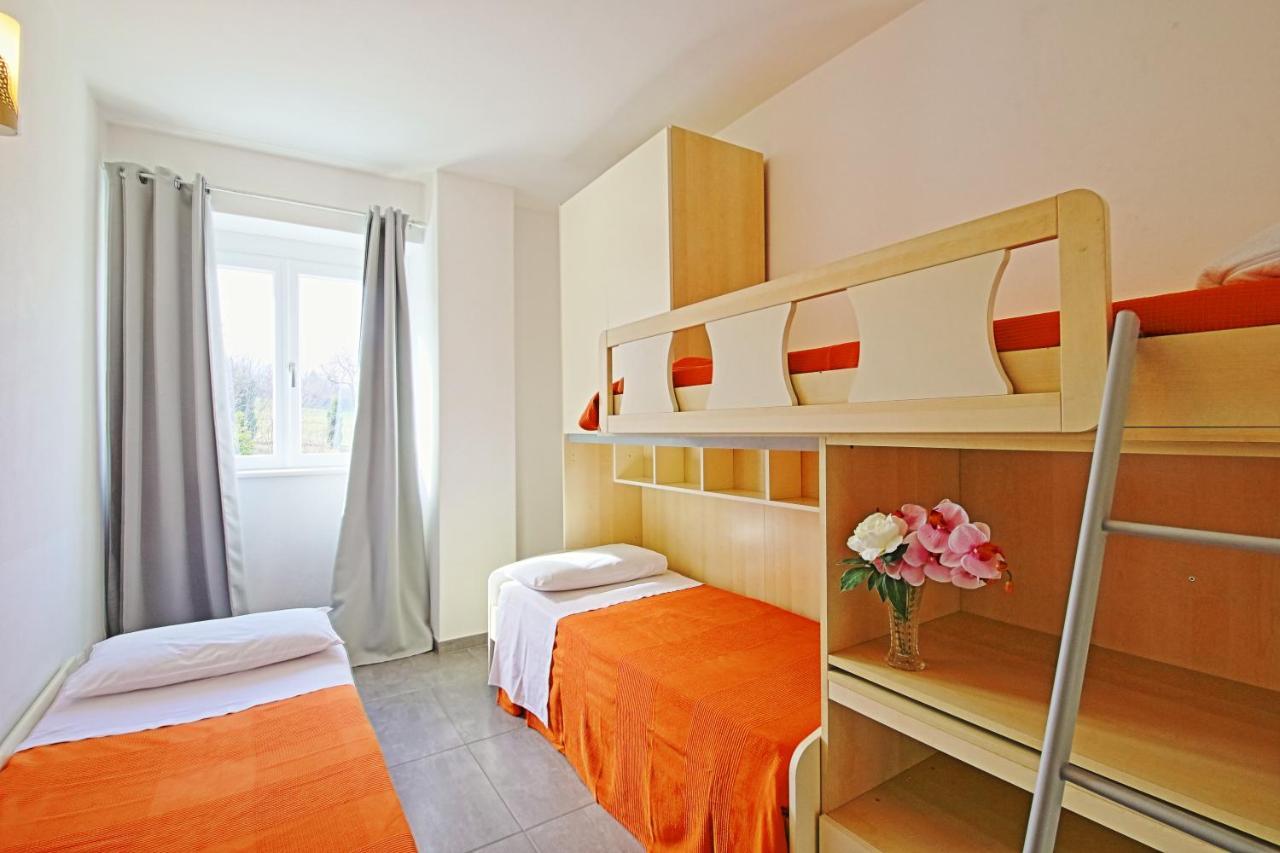 Legnoncino Holiday Home- Lake Como Колико Екстериор снимка